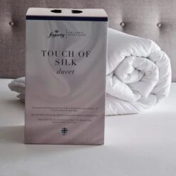 Fogarty Touch Of Silk 7.5 Tog Duvet 10 Fogarty Touch Of Silk 7.5 Tog Duvet -Online Home Furnishings 1000144943 alt02