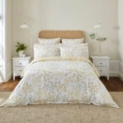 Dorma Daylesford 300 Thread Count Cotton Sateen Duvet Cover And Pillowcase Set -Online Home Furnishings 30712686