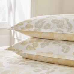Dorma Daylesford 300 Thread Count Cotton Sateen Duvet Cover And Pillowcase Set -Online Home Furnishings 30712686 alt01