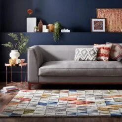 Amari Rug -Online Home Furnishings 30741661