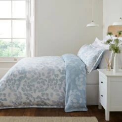 Dorma Daylesford 300 Thread Count Cotton Sateen Duvet Cover And Pillowcase Set -Online Home Furnishings 30748151 alt01