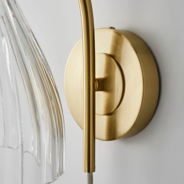 Churchgate Allexton Plug In Wall Light 11 Churchgate Allexton Plug In Wall Light - Image 9