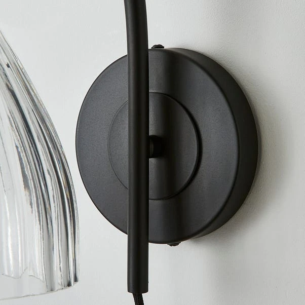 Churchgate Allexton Plug In Wall Light 6 Churchgate Allexton Plug In Wall Light - Image 4