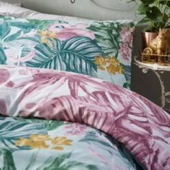 Furn. Medinilla Duvet Cover & Pillowcase Set -Online Home Furnishings 30771685 alt03