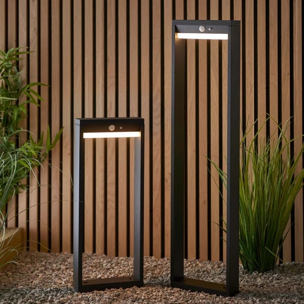 Vogue Callen Solar PIR Outdoor Floor Path Light 8 Vogue Callen Solar PIR Outdoor Floor Path Light - Image 6