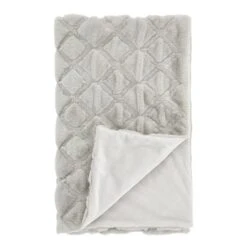 Catherine Lansfield Cosy Diamond 130cm X 170cm Throw 38 Catherine Lansfield Cosy Diamond 130cm X 170cm Throw -Online Home Furnishings 30812045 alt05