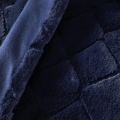 Catherine Lansfield Cosy Diamond 130cm X 170cm Throw 27 Catherine Lansfield Cosy Diamond 130cm X 170cm Throw -Online Home Furnishings 30812049 alt02