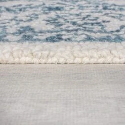 Flair Yasmin Traditional Wool Rug -Online Home Furnishings 30816680 alt03