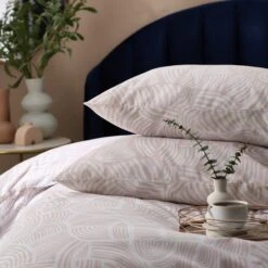 HÖEM Dunes Cotton Rich Duvet Cover & Pillowcase Set, Shell -Online Home Furnishings 30856084 alt01