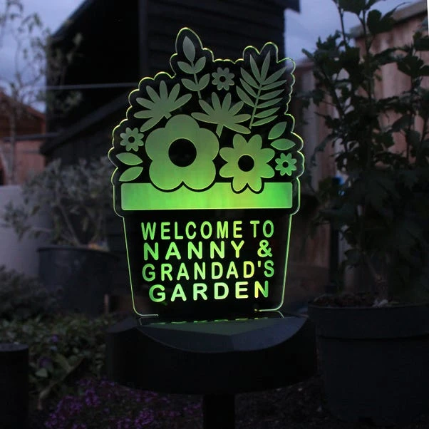 Personalised Plant Pot Outdoor Solar LED Light 7 Personalised Plant Pot Outdoor Solar LED Light - Image 5