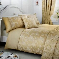 Woven Jasmine Bedspread 240x220cm 9 Woven Jasmine Bedspread 240x220cm -Online Home Furnishings 30888573 alt01