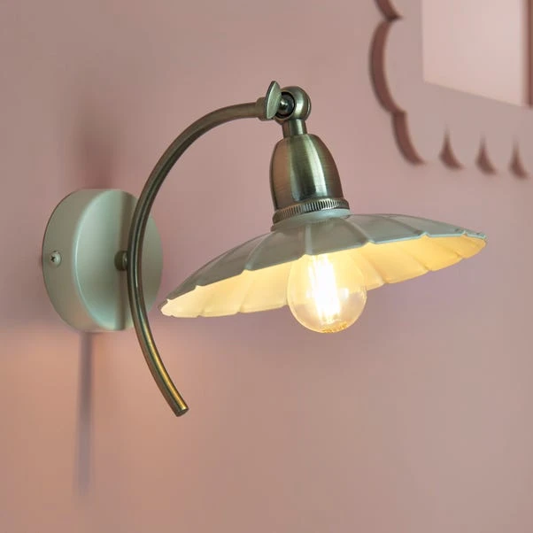 Maya Scallop Wall Light 3 Maya Scallop Wall Light
