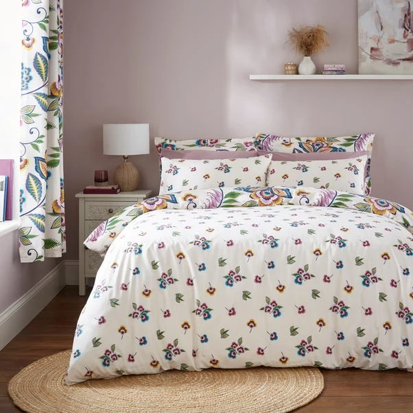 Lucinda Floral Pink Duvet Cover And Pillowcase Set 17 Lucinda Floral Pink Duvet Cover And Pillowcase Set - Image 15