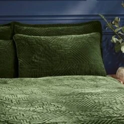 Haisley Geometric Duvet Cover And Pillowcase Set 39 Haisley Geometric Duvet Cover And Pillowcase Set -Online Home Furnishings 30902432 alt01