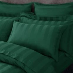 Hotel Cotton 230 Thread Count Stripe Duvet Cover -Online Home Furnishings 30926849 alt01