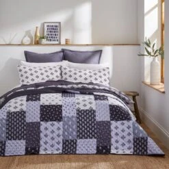 Ashwin Floral Blockprint Duvet Cover And Pillowcase Set 41 Ashwin Floral Blockprint Duvet Cover And Pillowcase Set -Online Home Furnishings 30928342 alt09