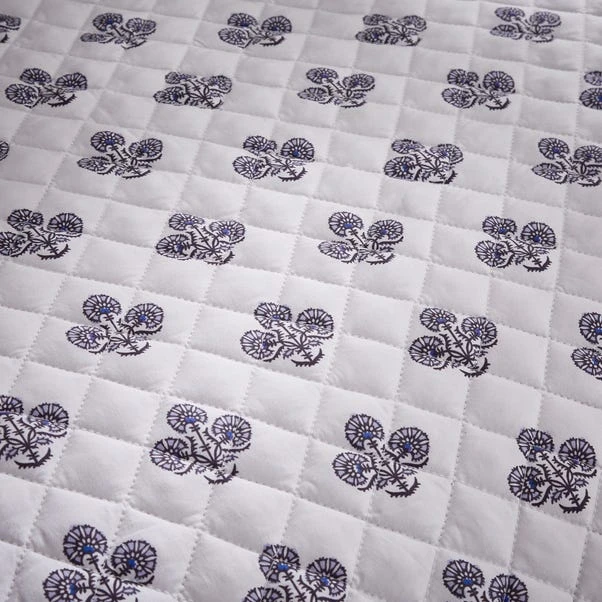 Ashwin Floral Blockprint Duvet Cover And Pillowcase Set 7 Ashwin Floral Blockprint Duvet Cover And Pillowcase Set - Image 5