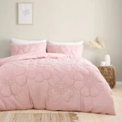 Hansley Floral Quilted Duvet Cover And Pillowcase Set -Online Home Furnishings 30929858
