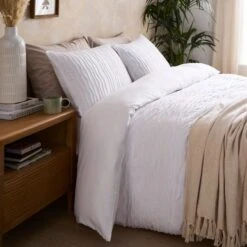 Alton Tufted Stripe Quilt Cover Set -Online Home Furnishings 30957329 alt02