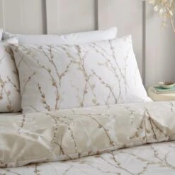 Belle Floral Duvet Cover And Pillowcase Set 33 Belle Floral Duvet Cover And Pillowcase Set -Online Home Furnishings 30962744 alt03