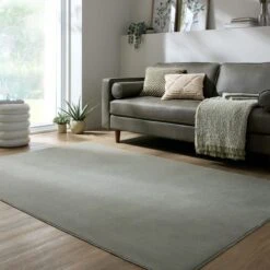 Amber Sheen Rug -Online Home Furnishings 30963209